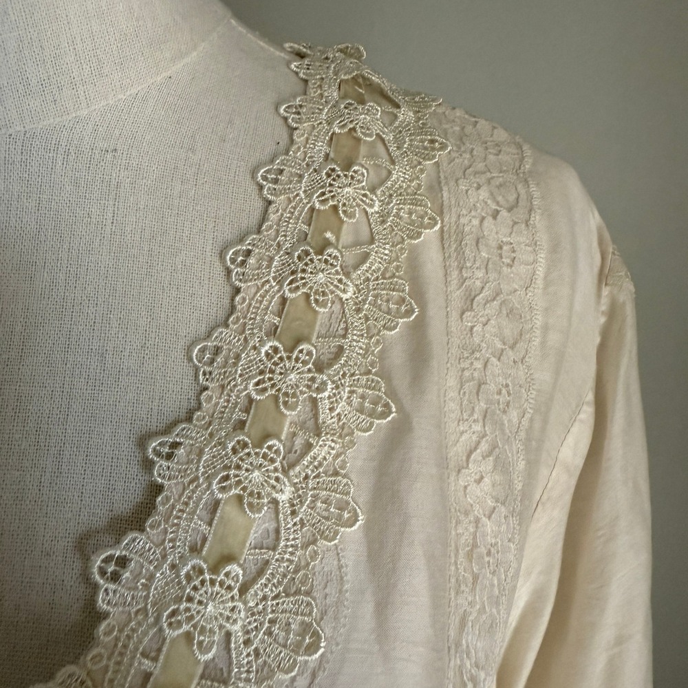 Anthropologie Beyond Vintage Cream Cotton Silk Lace Blouse Women's Large - Picture 3 of 10